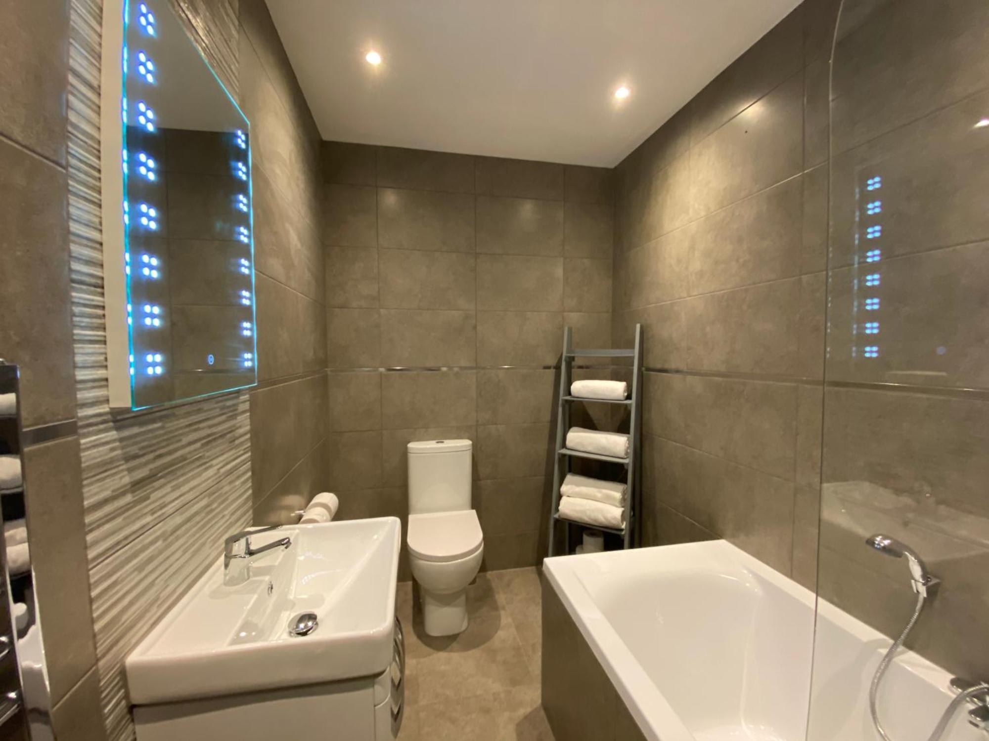 Eden Escapes Serviced Apartments Morecambe Exterior photo